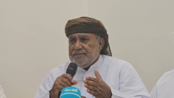 الشيخ الحريزي يشيد بالمواقف النبيلة اليمنية والعربية تجاه الحملات المغرضة التي تستهدفه